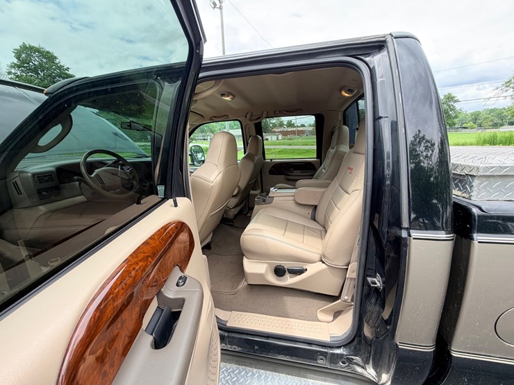 2004-ford-f350-image-51