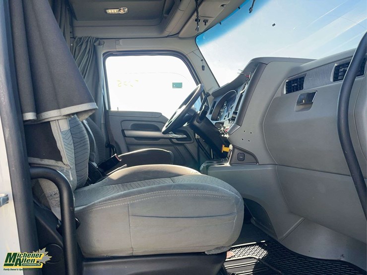 2018-kenworth-t680-image-20
