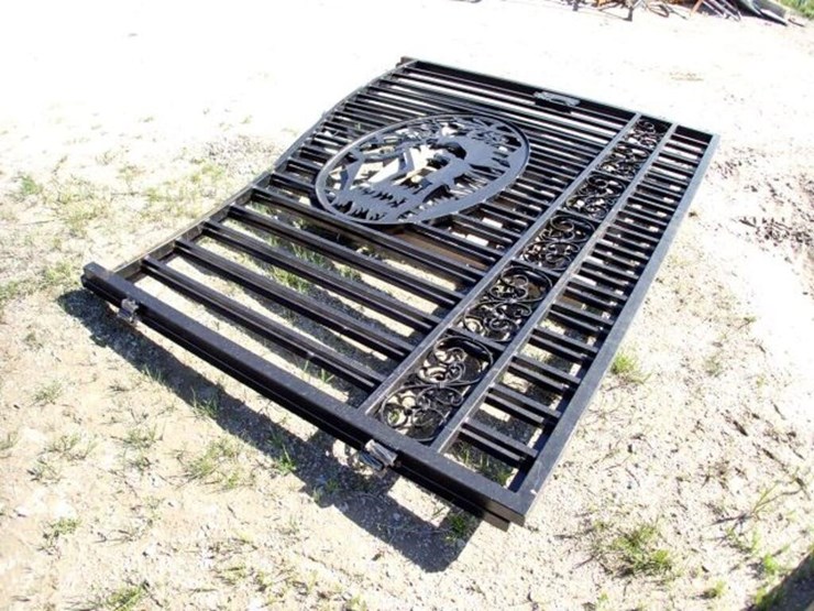 unused-20-ft-bi-parting-driveway-gates-image-5