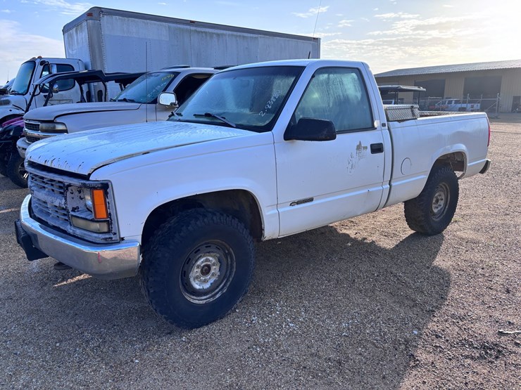1998-chevrolet-k1500-image-1