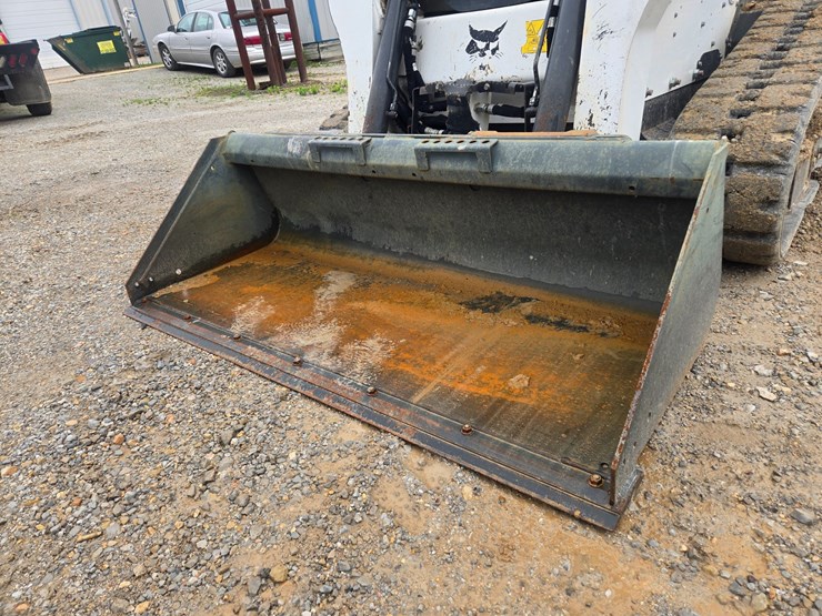 2023-bobcat-t650-image-40