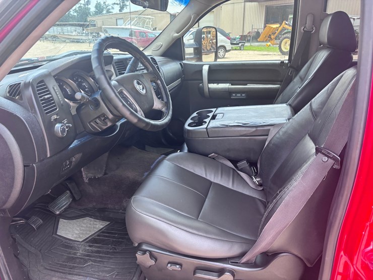 2007-chevrolet-silverado-2500-image-7
