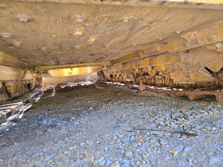 caterpillar-d4-image-57