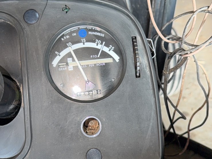 john-deere-4440-image-40
