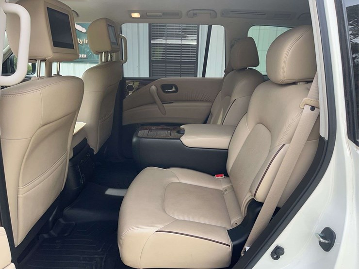 2019-nissan-armada-image-17