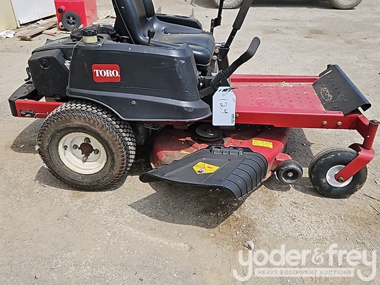 toro-42"-zero-turn-mower-image-5