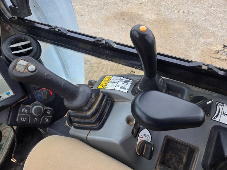 2022-bobcat-e35-image-34
