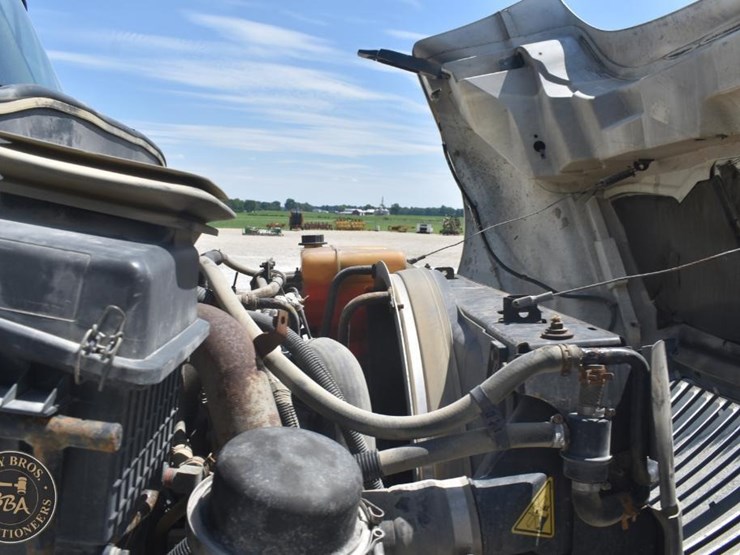 2012-international-durastar-4400-image-43