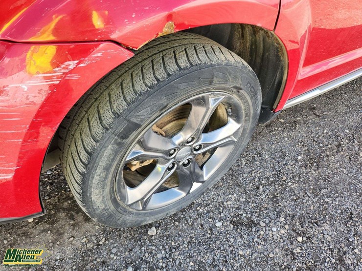 2015-dodge-journey-image-34