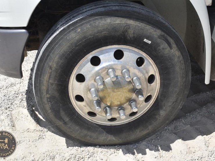 2012-international-durastar-4400-image-16