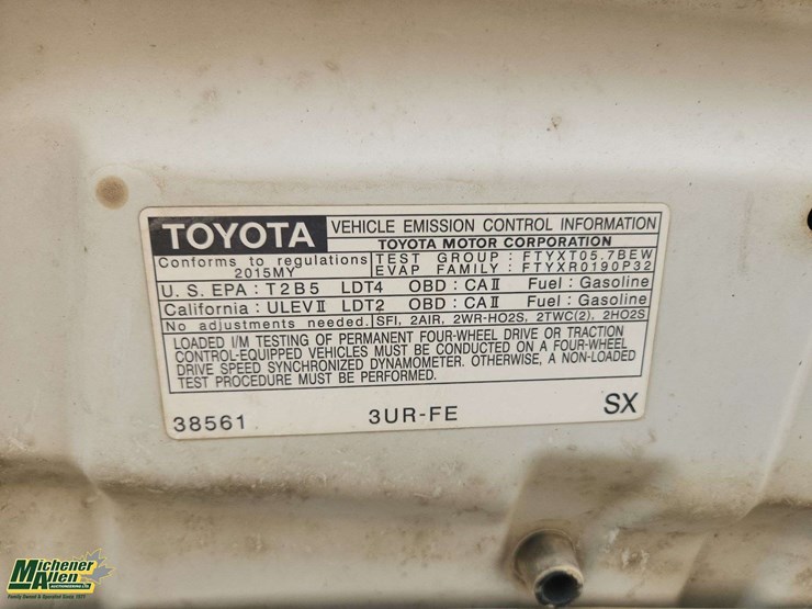 2015-toyota-tundra-image-41