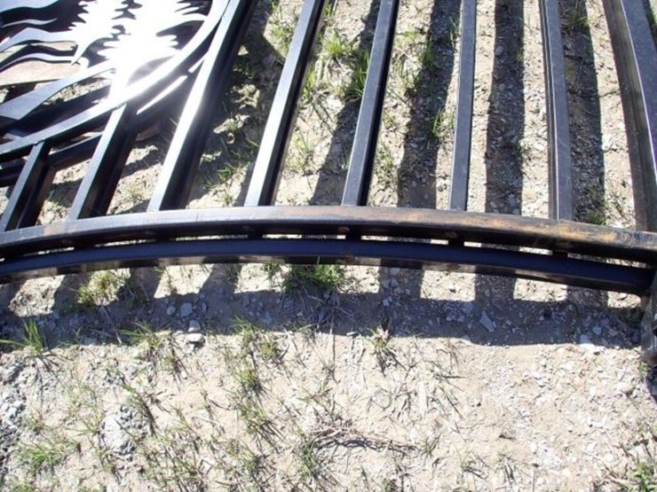 unused-20-ft-bi-parting-driveway-gates-image-8