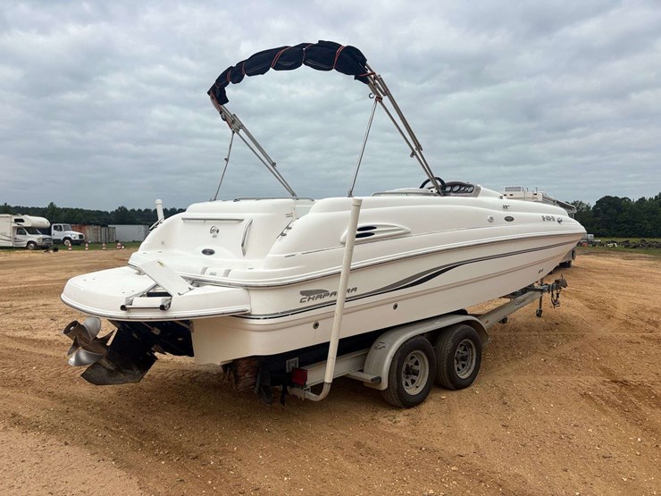 2000-chaparral-sunesta-232-20'-deck-boat-w/-trailer-image-3