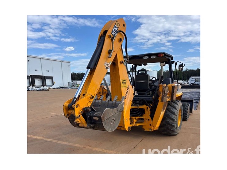 2020-jcb-3cx-image-5