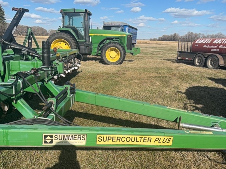 summers-40’-supercoulter-plus-vertical-tillage,-equipped-with-summer’s-heavy-duty-3-bar-harrows-and-rolling-baskets-image-68