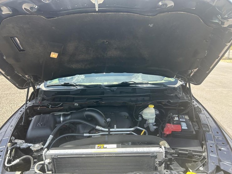 2016-dodge-ram-1500-image-19
