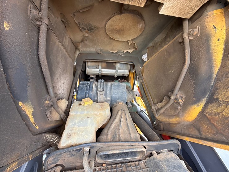 volvo-bl60b-image-21