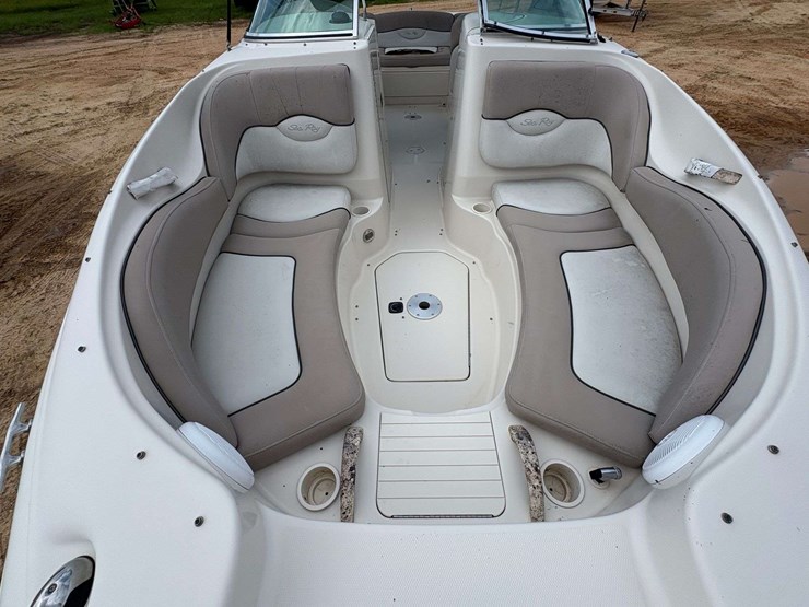 sea-ray-220sd-ski-boat-w/-trailer-image-14