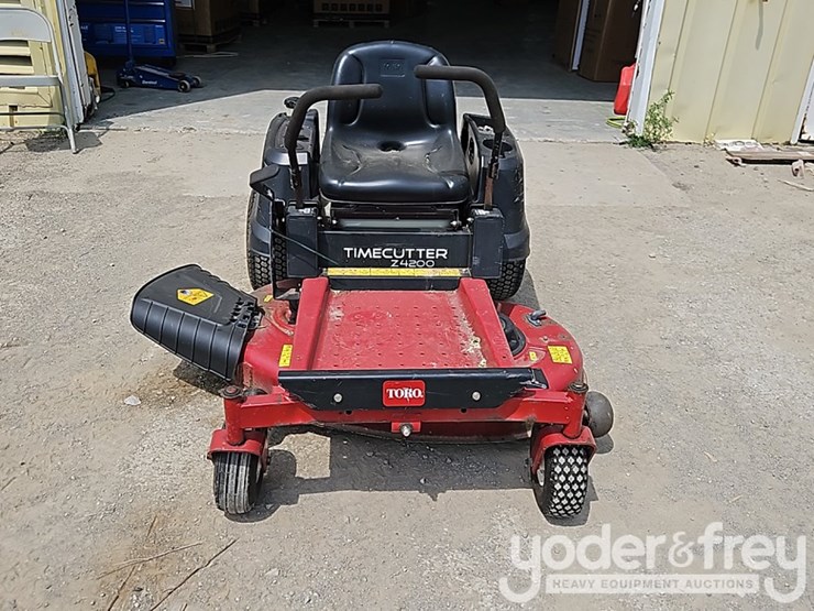 toro-42"-zero-turn-mower-image-6