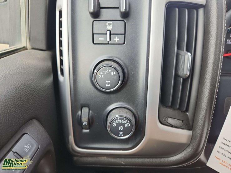 2017-gmc-sierra-1500-image-24
