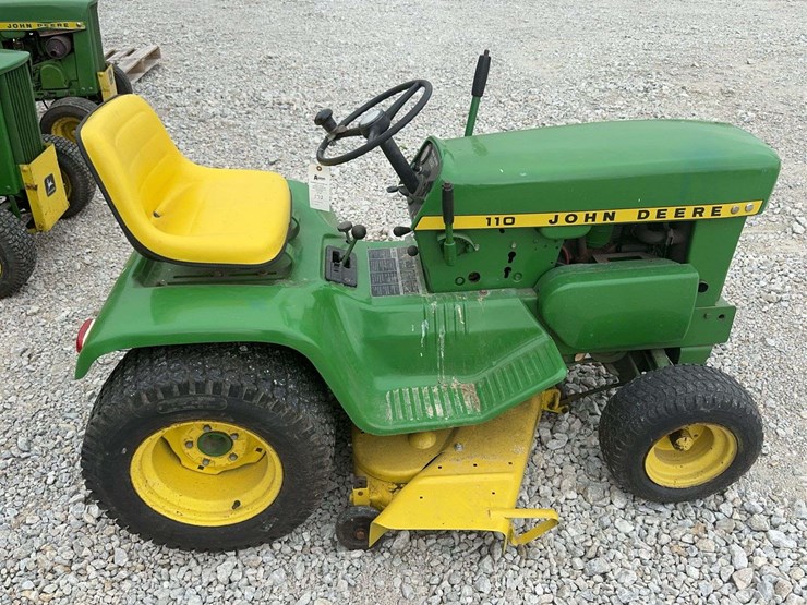 1968-john-deere-110-image-5