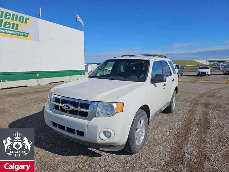 2012-ford-escape-image-1