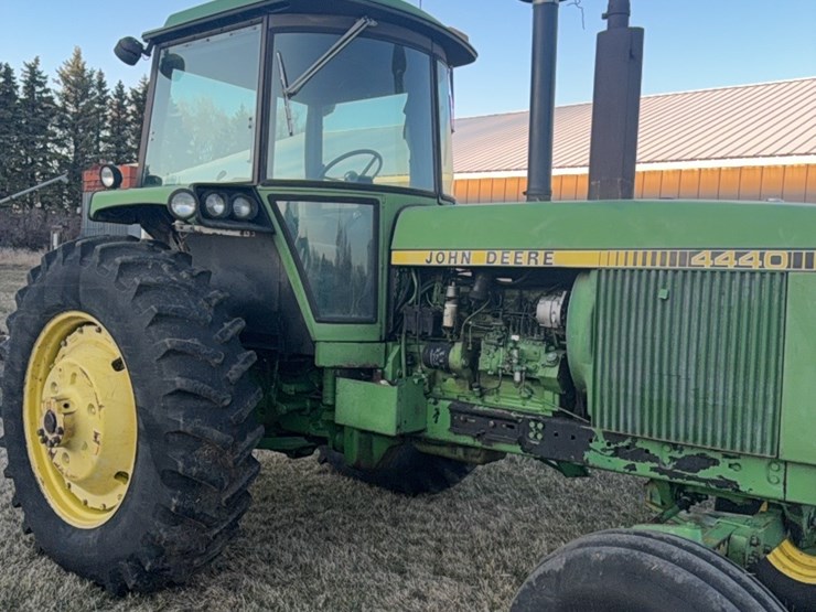 john-deere-4440-image-21