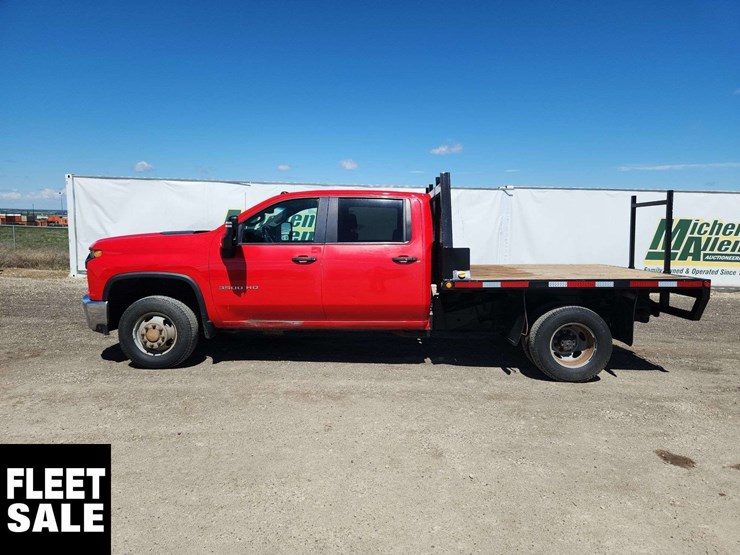 2020-chevrolet-silverado-3500hd-image-6