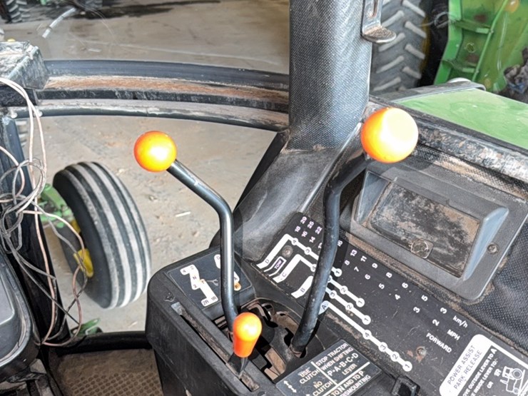 john-deere-4440-image-38
