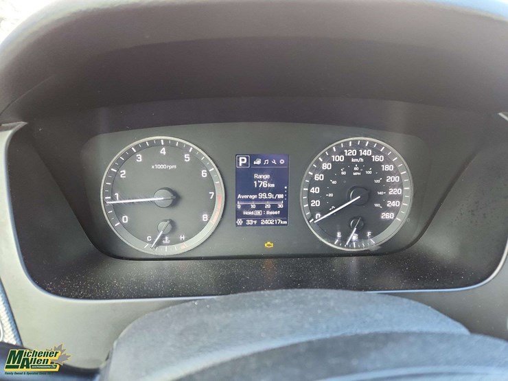 2017-hyundai-sonata-4dr-sedan-image-20