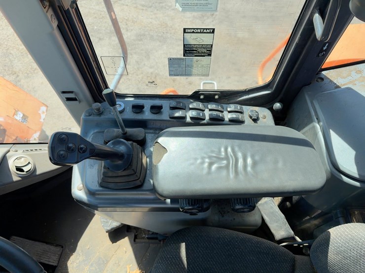 2015-doosan-dl450-3-image-23