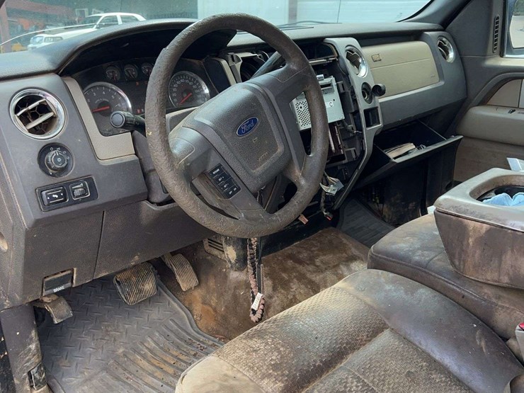2010-ford-f150-image-19