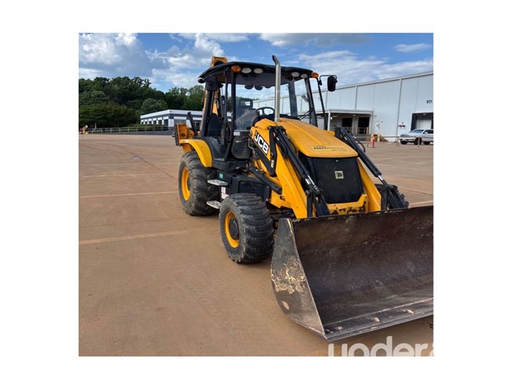 2020-jcb-3cx-image-7