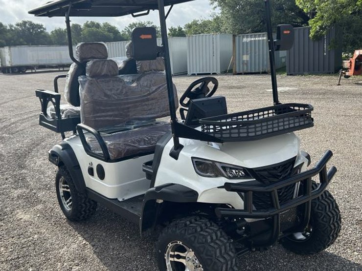 #40-•-4-seat-electric-golf-cart---sdlgc80---white-image-3