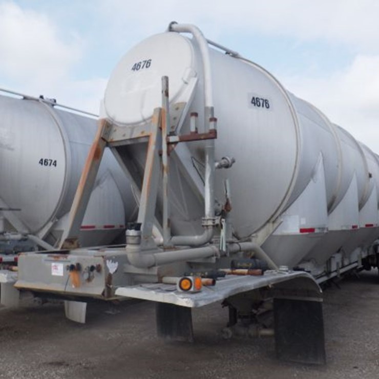 1990 POLAR TANKER
