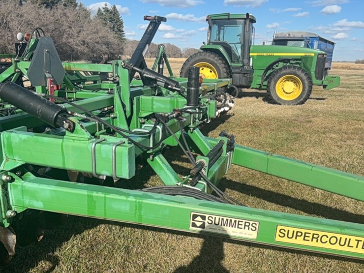 summers-40’-supercoulter-plus-vertical-tillage,-equipped-with-summer’s-heavy-duty-3-bar-harrows-and-rolling-baskets-image-66
