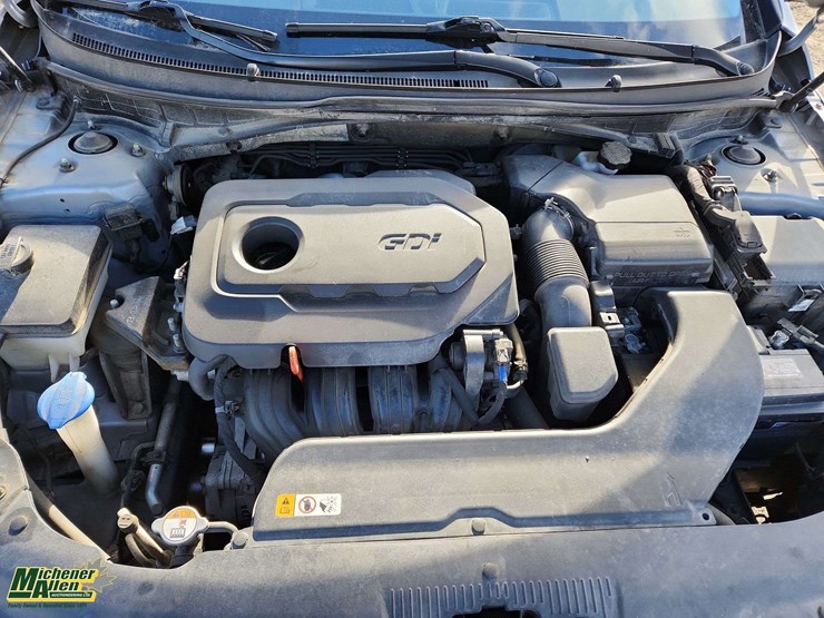 2017-hyundai-sonata-4dr-sedan-image-27