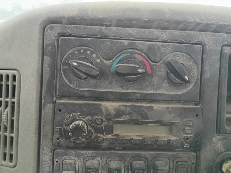 2011-international-workstar-7600-image-44