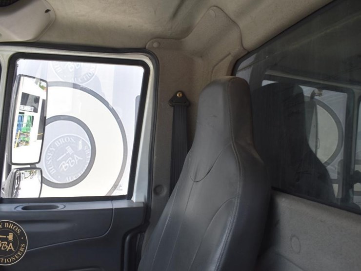 2012-international-durastar-4400-image-65