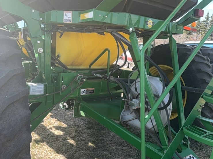2000-john-deere-1910-image-118