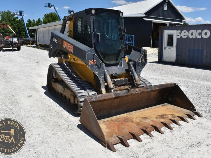 2018-deere-333g-image-8