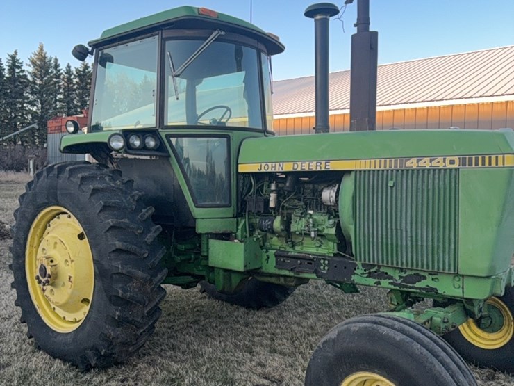 john-deere-4440-image-22