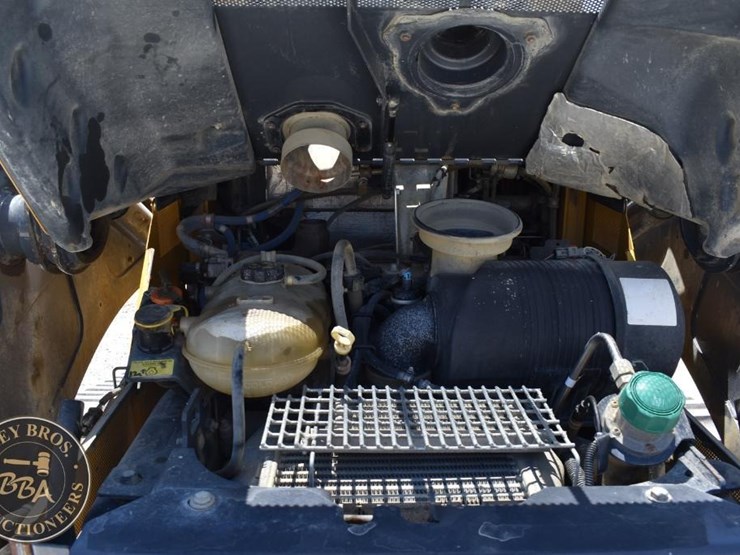 2018-deere-333g-image-36