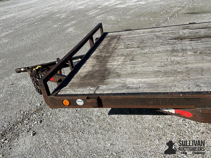 2012-pj-flatbed-image-15