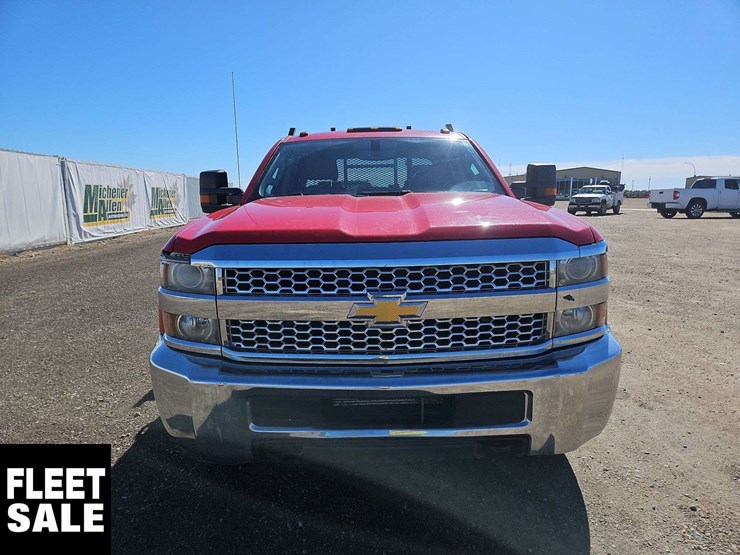 2019-chevrolet-silverado-3500hd-image-6