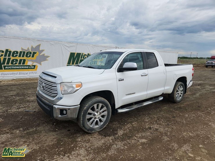 2015-toyota-tundra-image-1