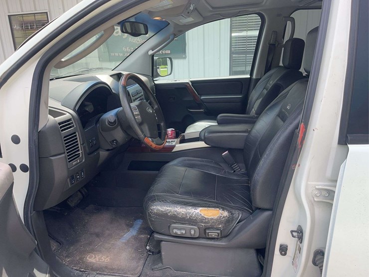 2004-infiniti-qx56-image-9