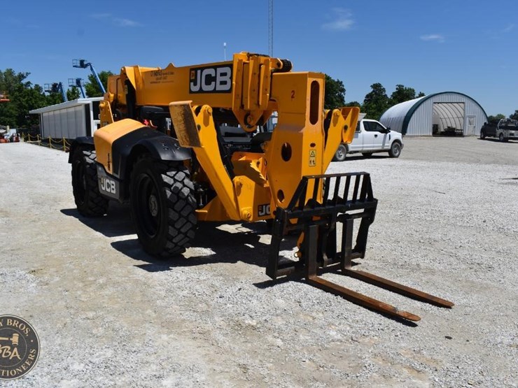 2023-jcb-510-56-image-18
