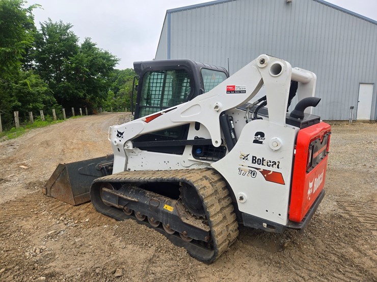 2023-bobcat-t770-image-5