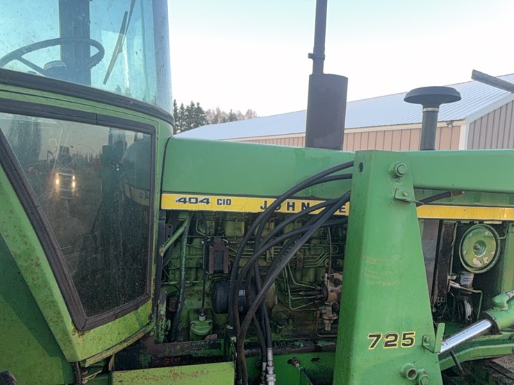 john-deere-725-image-25
